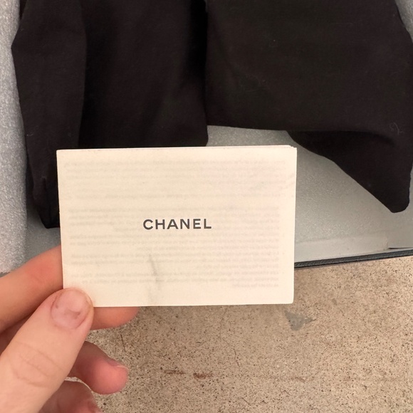 AUTHENTIC Chanel 2018 Interlocking CC Logo Mules Women's Size: 7 | IT 37 - Picture 14 of 16